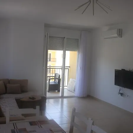 Apartamento Everest Shëngjin