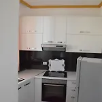 Everest Apartment *
